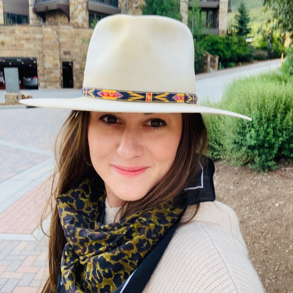Meet your Posher, Andrea